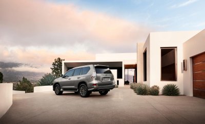 Lexus GX 2021 vẫn giữ nguyên thiết kế quen thuộc Lexus GX 2021 vẫn giữ nguyên thiết kế quen thuộc.