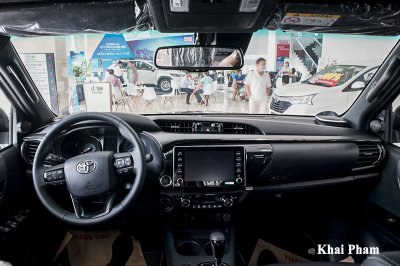 Toyota Hilux Adventure 2020 tại Việt Nam có gì để đấu Ford Ranger Wildtrak? a17