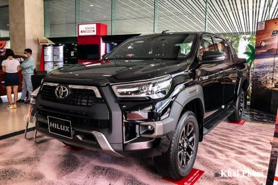 Toyota Hilux Adventure 2020 tại Việt Nam có gì để đấu Ford Ranger Wildtrak? a2