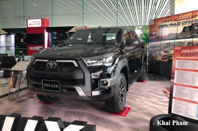 Toyota Hilux Adventure 2020 tại Việt Nam có gì để đấu Ford Ranger Wildtrak? a33