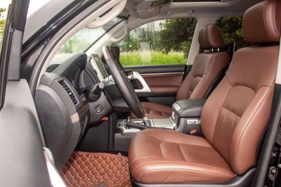 Toyota Land Cruiser cũ nhập Nga bán lại giá cao hơn xe Toyota Land Cruiser cũ nhập Nga bán lại giá cao hơn xe