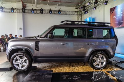 Ngoại hình Land Rover Defender 2020.