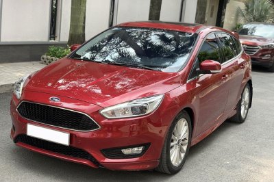 Ford Focus 2018 bản Sport 5 cửa rao bán 675 triệu đồng 1