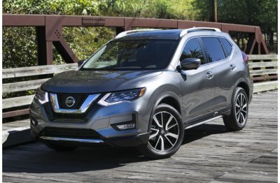  Nissan X-Trail đa dụng có tiếng.