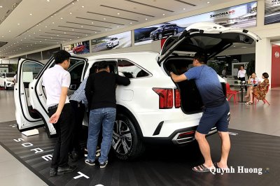 Kia Sorento 2020 "hot" như Seltos khi về đại lý, hơn Fortuner và Everest ở điểm này a3