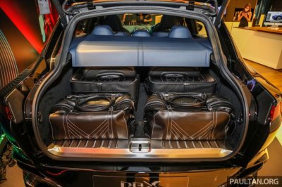Aston Martin DBX cũng đảm bảo độ đa dụng tuyệt đối.