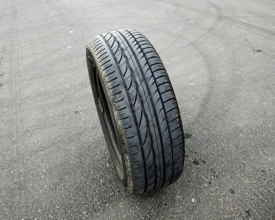 Lốp không định hướng Lốp không định hướng.