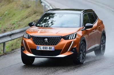 Peugeot 2008 2021 bất ngờ chạy thử tại Việt Nam, chờ ngày ra mắt đấu Kia Sltos, Hyundai Kona a2