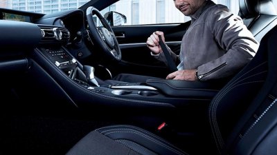 Lexus RC Emotional Ash Edition hứa hẹn trải nghiệm lái phong cách Lexus RC Emotional Ash Edition hứa hẹn trải nghiệm lái phong cách.