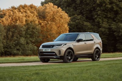 Land Rover Discovery 2021 facelift chào giá 1,3 tỷ đồng Land Rover Discovery 2021 facelift chào giá 1,3 tỷ đồng.