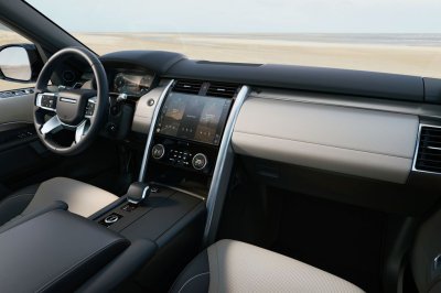 Land Rover Discovery 2021 nâng cấp nội thất đáng kể Land Rover Discovery 2021 nâng cấp nội thất đáng kể.