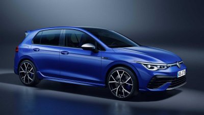 Volkswagen Golf R 2022 trình làng với động cơ mạnh đầu bảng.