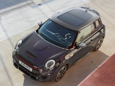 MINI John Cooper Works GP Inspired Edition đậm chất thể thao, toát vẻ hùng dũng MINI John Cooper Works GP Inspired Edition đậm chất thể thao, toát vẻ hùng dũng.