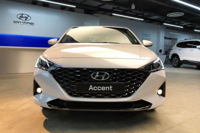 Đại lý nhận đặt cọc Hyundai Accent 2021 với giá 555 triệu đồng 1