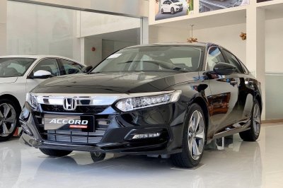 Honda Accord giảm giá mạnh tại đại lý Honda Accord giảm giá mạnh tại đại lý 1