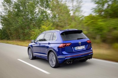 Volkswagen Tiguan 2021 R hứa hẹn trải nghiệm lái tuyệt đỉnh với các tay lái đam mê tốc độ Volkswagen Tiguan 2021 R hứa hẹn trải nghiệm lái tuyệt đỉnh với các tay lái đam mê tốc độ.