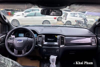 Ford Everest 2021 đã về đại lý, nâng cấp nhẹ, 3 option bị cắt 11 Ford Everest 2021 đã về đại lý, nâng cấp nhẹ, 3 option bị cắt a11