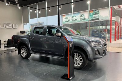 Isuzu D-Max đang bán tại Việt Nam Isuzu D-Max đang bán tại Việt Nam 1