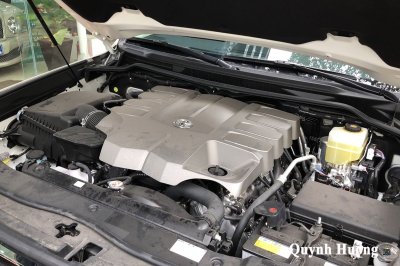Toyota Land Cruiser VXS Executive Lounge 2021 gần 7 tỷ đồng vừa về Việt Nam có gì mà hot vậy 10 Toyota Land Cruiser VXS Executive Lounge 2021 gần 7 tỷ đồng vừa về Việt Nam có gì mà hot vậy a10