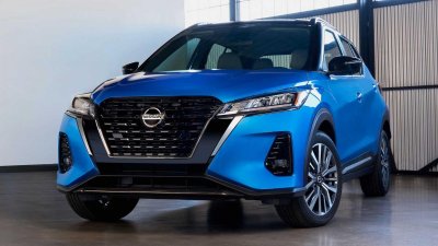 Nissan Kicks 2021 bổ sung trang bị, tiện tay tăng giá.