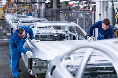 Việc BMW thu gọn chuỗi sản phẩm là bước cần thiết để giảm chi phí, dồn lực cho các dự án khác.