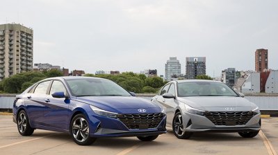 Hyundai Elantra 2021.