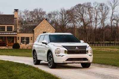 Thiết kế tổng thể xe Mitsubishi Outlander 2021 Thiết kế tổng thể xe Mitsubishi Outlander 2021 1