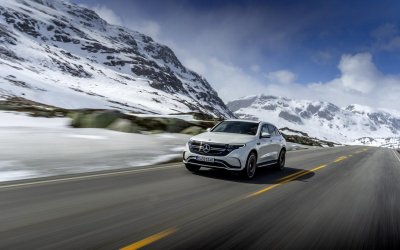 Mercedes EQC mới thân thiện môi trường và manh mẽ Mercedes EQC mới thân thiện môi trường và manh mẽ.
