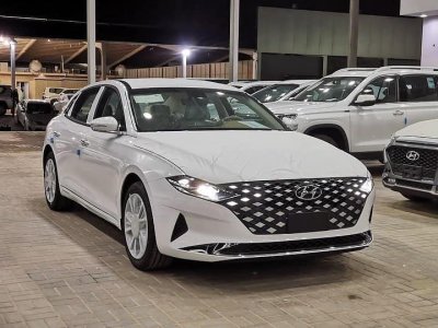 Hyundai Grandeur 2021.