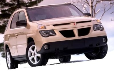 Vinfast VF e34 gợi nhớ đến "ác mộng thiết kế" Pontiac Aztek ?