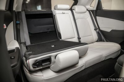 Hyundai Kona 2021 cũng chú trọng khả năng đa dụng Hyundai Kona 2021 cũng chú trọng khả năng đa dụng.