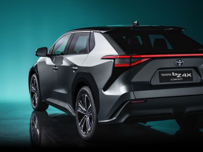 [Auto Shanghai 2021] Toyota bZ4X concept sở hữu lối tạo hình ấn tượng.