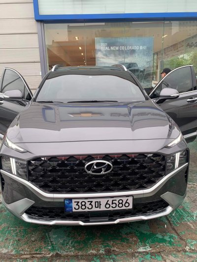 Một trong những người Việt đầu tiên "bóc tem" Hyundai Santa Fe 2021: Rẻ, đẹp, nhiều công nghệ, rất đáng chờ đợi a1