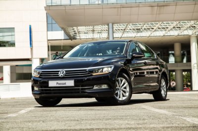 Volkswagen tung ưu đãi hấp dẫn cho Tiguan Elegance, Passat và Polo - Ảnh 1.