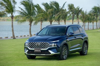 Chốt giá 1,340 tỷ đồng, Hyundai Santa Fe 2021 Dầu cao cấp có gì để cạnh tranh với Kia Sorento? a1