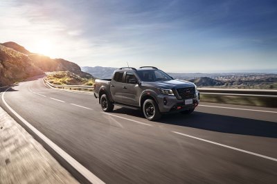 Nissan Navara 2021 chính thức ra mắt Việt Nam, 4 phiên bản, giá cao nhất 945 triệu đồng a3