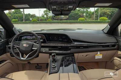 Ngắm Cadillac Escalade ESV 2021 bản máy to và nội thất nhiều điểm mới so với xe đã về Việt Nam trước đó  a2
