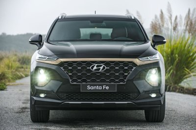Hyundai SantaFe màu đen 2023  Thiết kế  thống số kĩ thuật