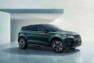 Phiên bản trục cơ sở kéo dài của Range Rover Evoque.