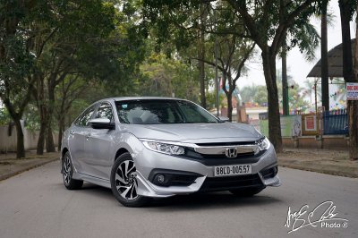 Honda Civic G và RS ghi nhận mức giảm lần lượt 65 và 150 triệu đồng.