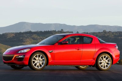 Mazda RX-8.