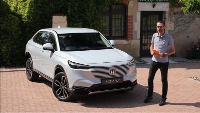 "Bóc tem" Honda HR-V 2022 ngoài đời thực: "Lột xác" để thách thức Kia Seltos a3