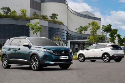 Bộ đôi New Peugeot 5008 và New Peugeot 3008.