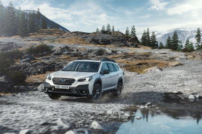 Subaru Outback 2022 hoàn toàn mới.