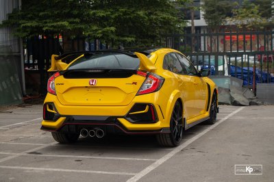 Bóc tem Honda Civic Type R độc nhất Việt Nam Hơn 3 tỷ đồng, hộp số sàn vẫn hấp dẫn dân chơi a2