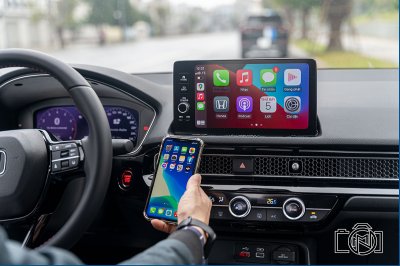 Tính năng Apple CarPlay không dây trên Honda Civic 2022.