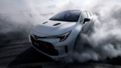 Toyota GR Corolla 2023 5.