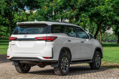 Giá xe Toyota Fortuner 2022 đã tăng thêm 20 triệu đồng. 1