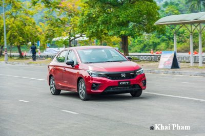 Phân khúc sedan hạng B tháng 4/2022: Honda City “bứt tốc” vươn lên dẫn đầu.