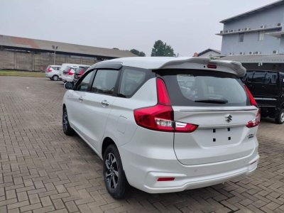 Thông số kỹ thuật xe Suzuki Ertiga Hybrid 2022: Trang bị an toàn.